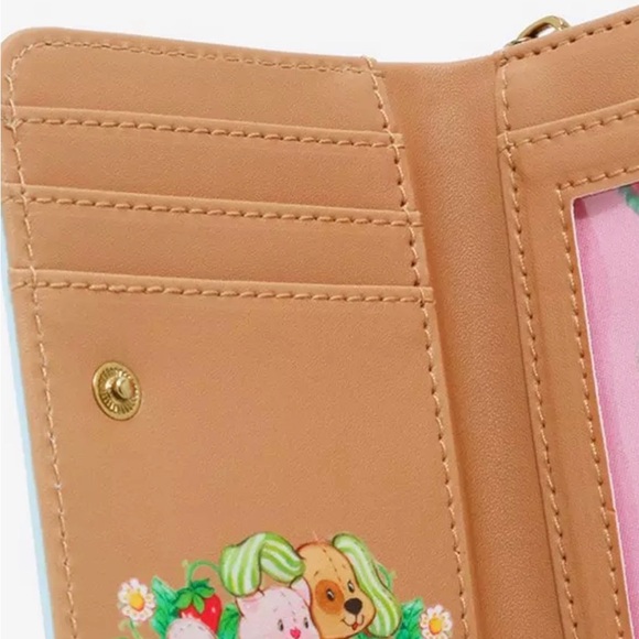 Strawberry Shortcake Characters Mini Zipper Wallet NWT - Picture 4 of 4